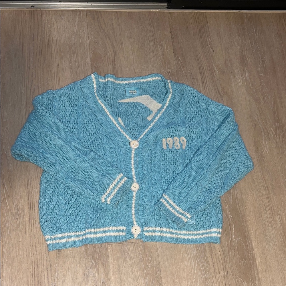 Taylor Swift 1989 Cardigan
